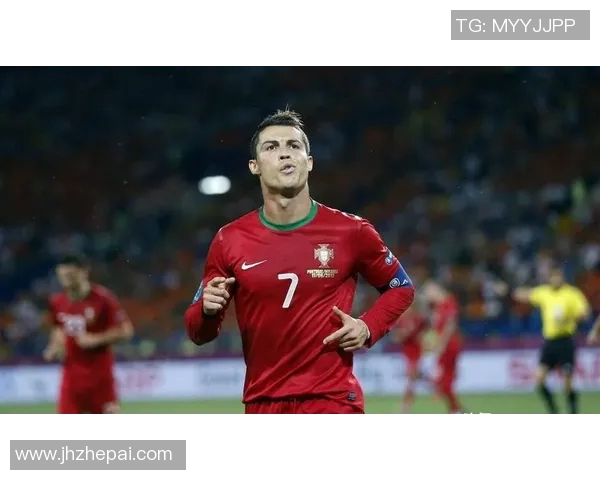 佩里奇足球明星的传奇之路与辉煌成就揭秘